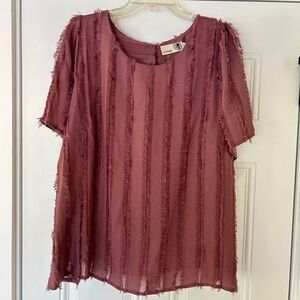 Everleigh lightweight mauve short sleeve pullover blouse w/eyelash fringe NWT